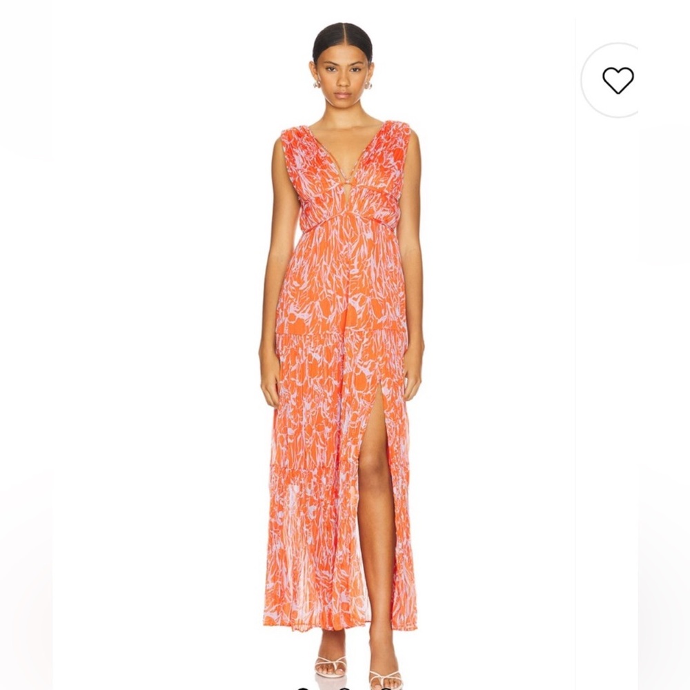 NWT REVOLVE Chiffon dress